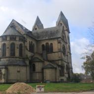 die neuromanische Basilika aus dem 19.Jahrhundert mit einem Doppelturm in Immerath wird bald dem Tagebau weichen müssen - OCRE Herbstausfahrt 2017