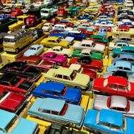 es gab  auch eine große Auswahl verschiedenster Modellautos zu sehen - 
Interclassics Maastricht (18.01.2025)