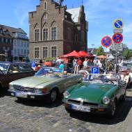Impressionen vom 5. Oldtimertreffen vom Oldtimerclub Rhein-Erft auf dem Marktplatz von Erftstadt-Lechenich (6)