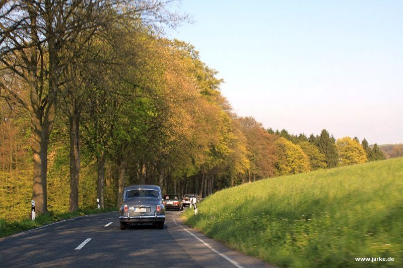 Ausfahrt mit 22 Oldtimern durch das oberbergische Land (01.05.2016)